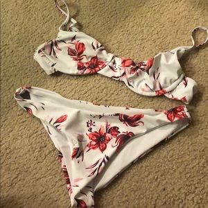 Shein floral bikini NWOT